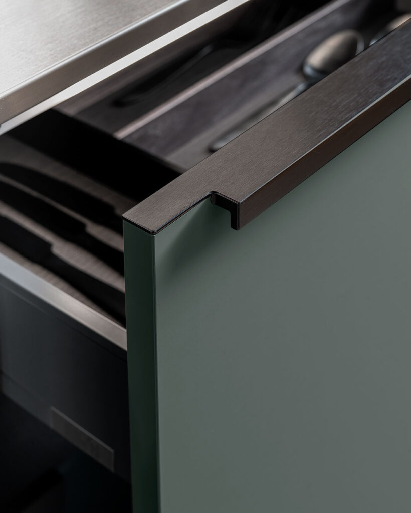 Tipologie di maniglie per cucine moderne | Effeti Cucine