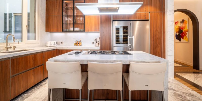 cucina-moderna-con-isola-effeti
